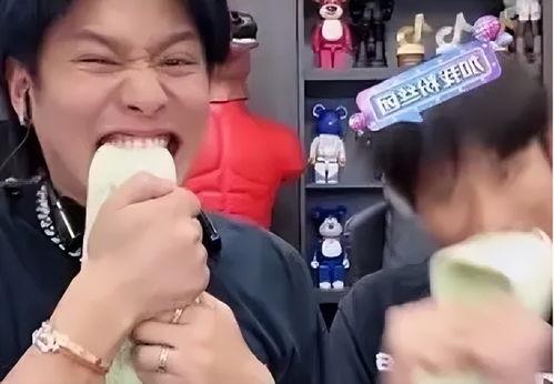 小杨哥爆料恋爱经历视频,一段甜蜜的恋爱历程 第3张 小杨哥爆料恋爱经历视频,一段甜蜜的恋爱历程 第3张